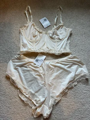 Forever 21 NWT Lace-Trim Lingerie Set thumbnail 3
