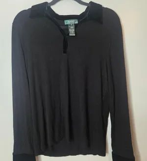 Lauren Ralph Lauren Women’s XL Black Long Sleeve V‑Neck Soft Pullover Top thumbnail 1