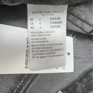 American Eagle highest rise mom jeans size 4 NWT grey distressed denim thumbnail 7