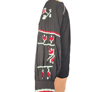 RD + Koko Embroidered Peasant Blouse Black Cotton Boho Folk Art Top Festival thumbnail 4