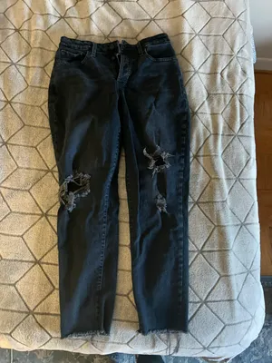 Ripped O. G. Straight Jeans thumbnail 1