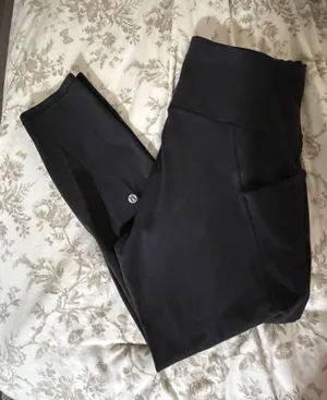Lululemon Wonder Train leggings  thumbnail 1