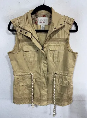 Buckle BKE‎ Women's S Tan Vest Utility Cargo Boho Distressed Outerwear Vest thumbnail 1