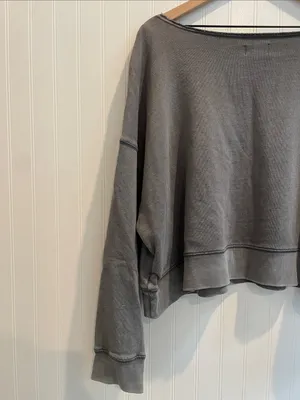 AERIE Boxy Cropped Relaxed Off-Shoulder Sweatshirt Mineral Dye Graphite Size M thumbnail 6