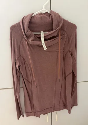 Lululemon Define Wrap Jacket in mauve #athletic #define #size2  thumbnail 1