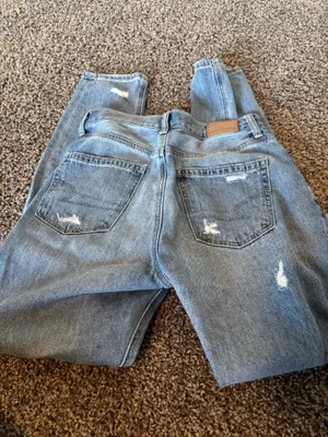American Eagle Jeans Mom thumbnail 4