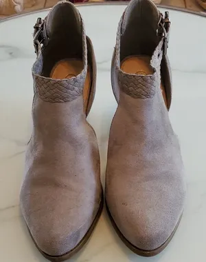 Cato Light Gray Suede Ankle Booties thumbnail 1