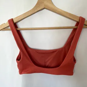 Aerie scoop encolure degagee nylon coral orange women's ribbed XS sports bra thumbnail 2
