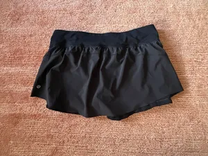 Lululemon Black Mini Athletic Skort Built-In Shorts Side Pockets Estimated L thumbnail 6