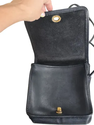 Vintage Coach Black Leather Crossbody Satchel Bag With Brass Turnlock thumbnail 2