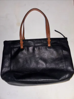 Fossil…Rachel Tote Black Pebbled Leather Tote With Brown Contrasting Handles thumbnail 2