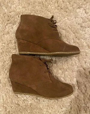 DV by Dolce Vita Suede Wedge Booties thumbnail 5