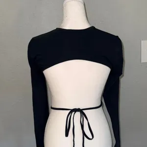 White Fox On My Way Long Sleeve Crop Women's Size‎ Small Black Open Tie Back thumbnail 2