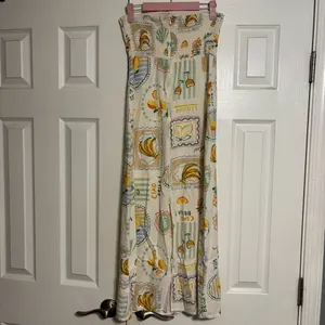 Paper Heart Destination Travel Graphic Strapless Linen Maxi Dress thumbnail 4