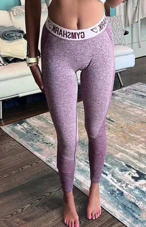 Gymshark Legging thumbnail 1