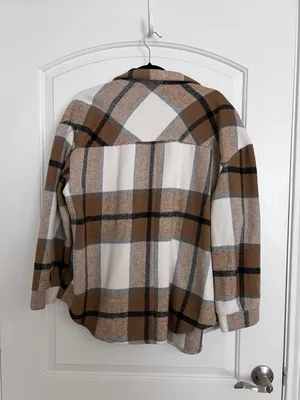 Boutique Plaid Button-Up Jacket thumbnail 4