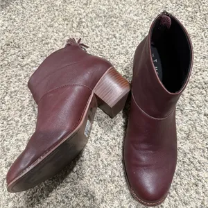Toms Leila oxblood leather booties size 9.5 thumbnail 4