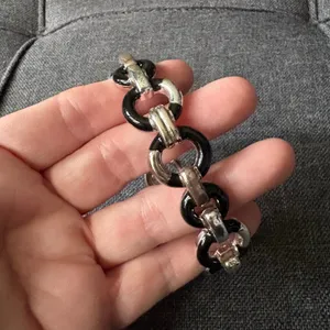 Black & Silver Circles Fashion Bracelet Hidden Elastic Metal - Costume Jewelry thumbnail 2