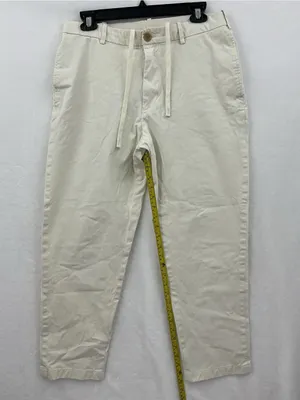 96% cotton Uniqlo Cropped Drawstring Chino Pants in Beige 1190 thumbnail 4