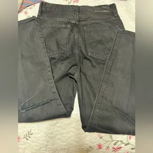 Madewell- The Perfect Vintage Jean Stone Black: Knee-Slit Edition 25 thumbnail 14