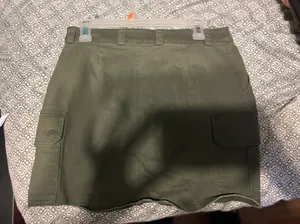 Skirt thumbnail 1