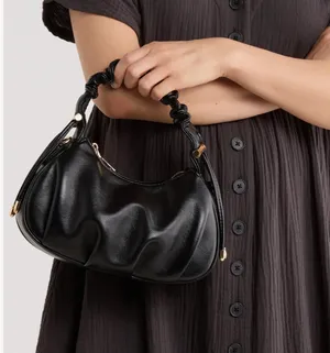 Urban Expressions Black Ruched Hobo Crossbody Shoulder Bag thumbnail 5