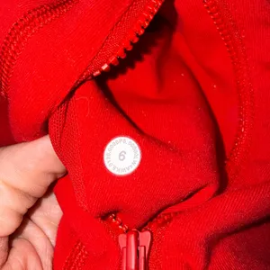 Lululemon Define Jacket Women Size 6 Red Excellent Luon Full Zip Activewear‎ thumbnail 2