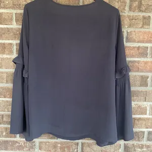 Gorgeous grey Ann Taylor Loft blouse thumbnail 2