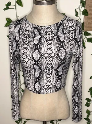 Windsor Snake Skin Print Longsleeve Crop Top thumbnail 1