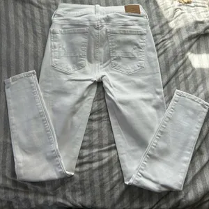 American Eagle Jeans thumbnail 2