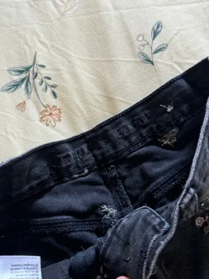American Eagle Dark Wash Grey Jean Short with Embroidered Flowers thumbnail 4