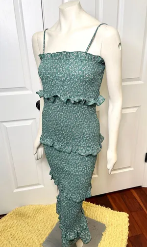 SheIn Green Floral Daisy Print Midi Smocked Bodycon Dress w/ Ruffles Size Medium thumbnail 4