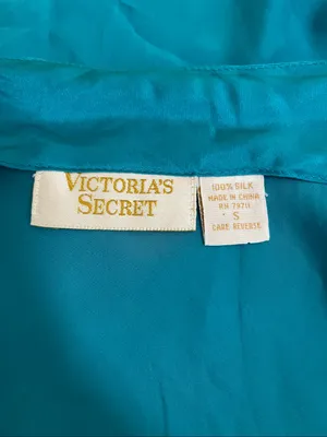 Vintage Victoria's Secret Gold Label 100% silk camisole size S thumbnail 3