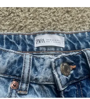 ZARA Jeans High-Rise thumbnail 3