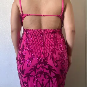 Hot Pink Sequins Dress Size L thumbnail 2