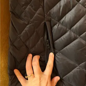The North Face 550 Transit Down Parka Coat in Black thumbnail 7