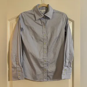 Banana Republic button up shirt. Baby blue. Size S thumbnail 2