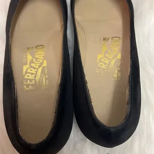Salvatore Ferragamo Black Leather Patent Cap Toe Low Wedge Size 6.5aa B-24‎ thumbnail 6