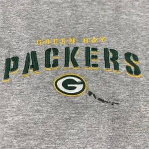 Green Bay Packers Shirt Mens Gray NFL Football Long Sleeve Crewneck Embroidered thumbnail 2