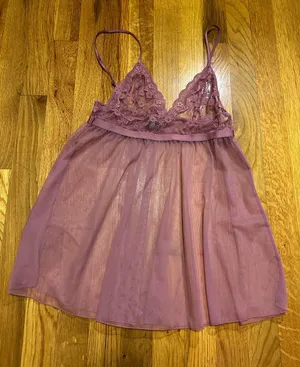 Victoria’s Secret Women’s Small Y2K Lace Mesh Sheer Strap Babydoll Nighty Slip thumbnail 1