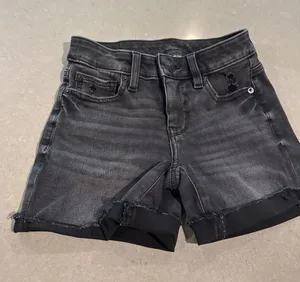 American Eagle Girls Black Wash Distressed Denim Jean Shorts Size 000‎ thumbnail 1