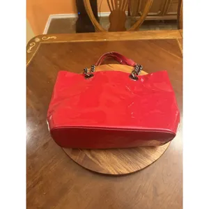 DKNY By Donna Karan Large Red Patent Tote Bag thumbnail 15