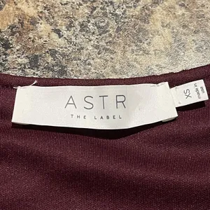 NWT ASTR The Label Womens Dress Sleeveless Mini V Neck Career Maroon Size XS FV thumbnail 2