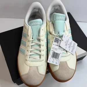 adidas Women's Sneakers in Cream and Light Blue thumbnail 6