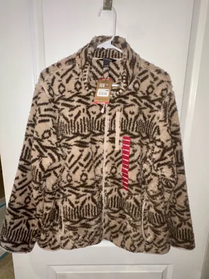 Eddie Bauer Women's Fleece Jacket in the Pumice Mountain Geo print thumbnail 4