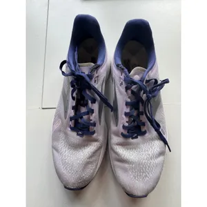 Brooks Launch‎ 9 Womens Running casual Shoes Purple Lavender Navy Size 9.5 thumbnail 2