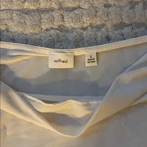 Aritzia Wilfred Top thumbnail 2