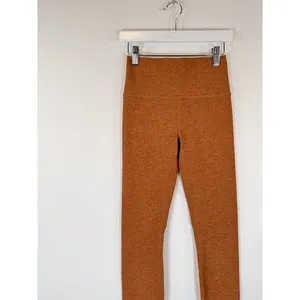 Vuori Womens Leggings Brown Clean Elevation Pull On Stretch Gym Yoga Size XS thumbnail 6