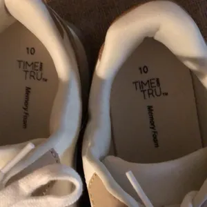 Time & Tru Memory Foam tennis shoes never worn. White and Tan size 10 thumbnail 3