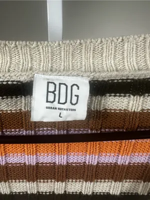 P193. BDG Striped V-Neck Cropped Sweater in Cream, Brown & Orange thumbnail 2
